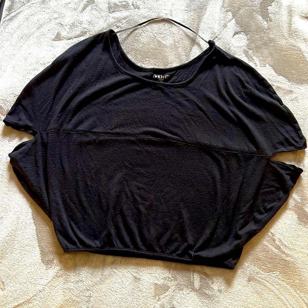 Volcom top